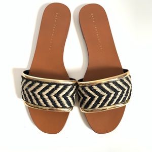 Zara Trafaluc Flat Natural Sandal Sz 6